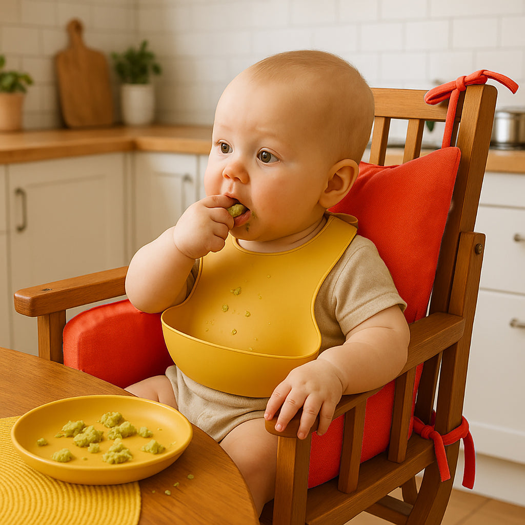 Cushion High Chair in Organic Cotton - Strawberry